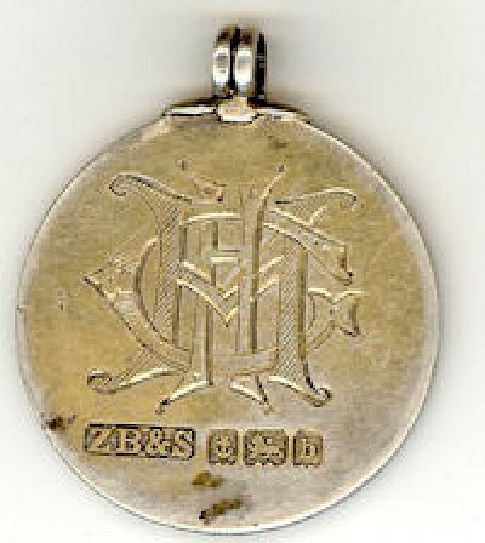 The reverse of the medallion